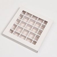 Коробка для 25 конфет, белая 22*22*3,5см